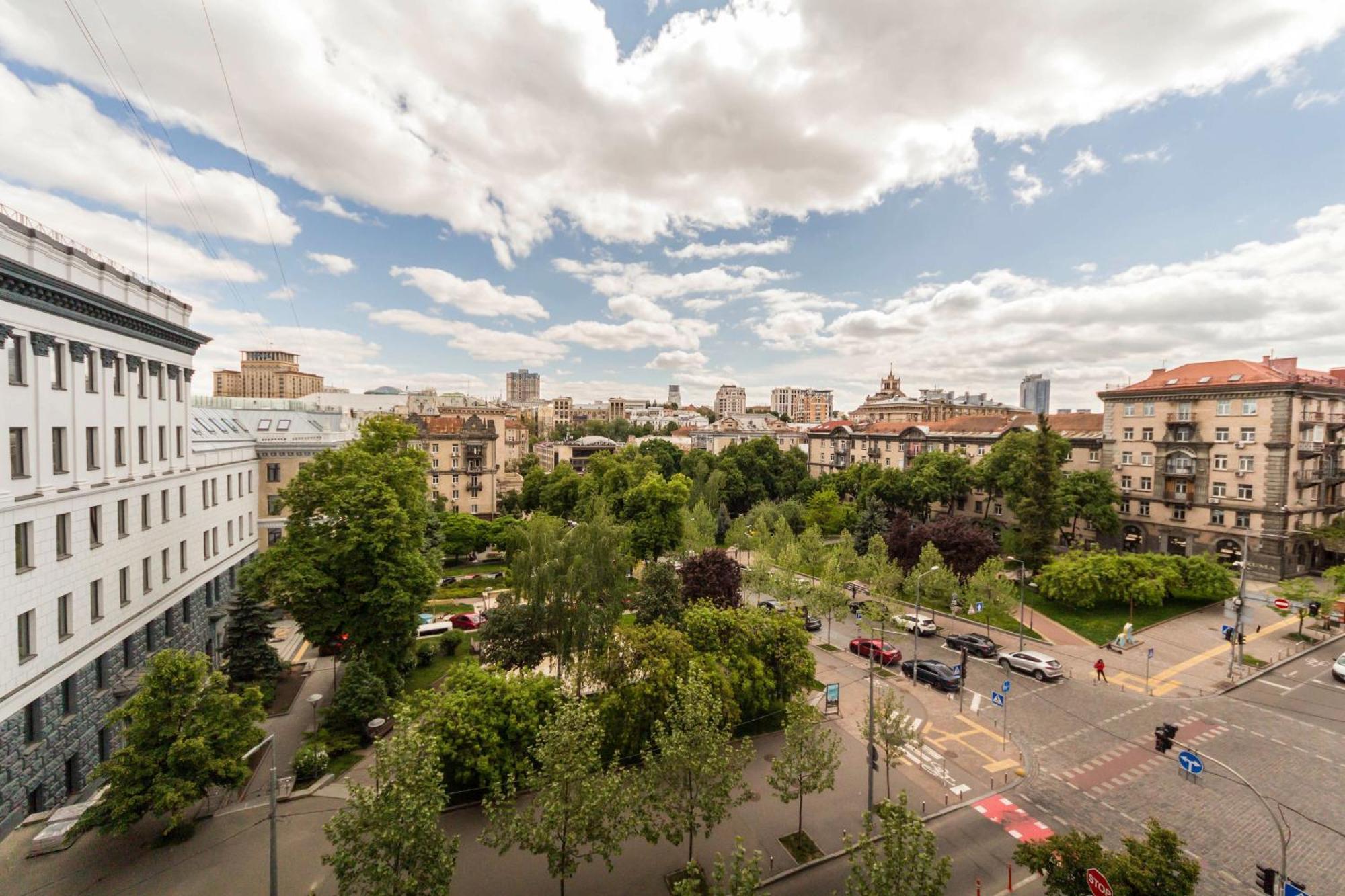 Central Apartments Maidan Area Київ Екстер'єр фото